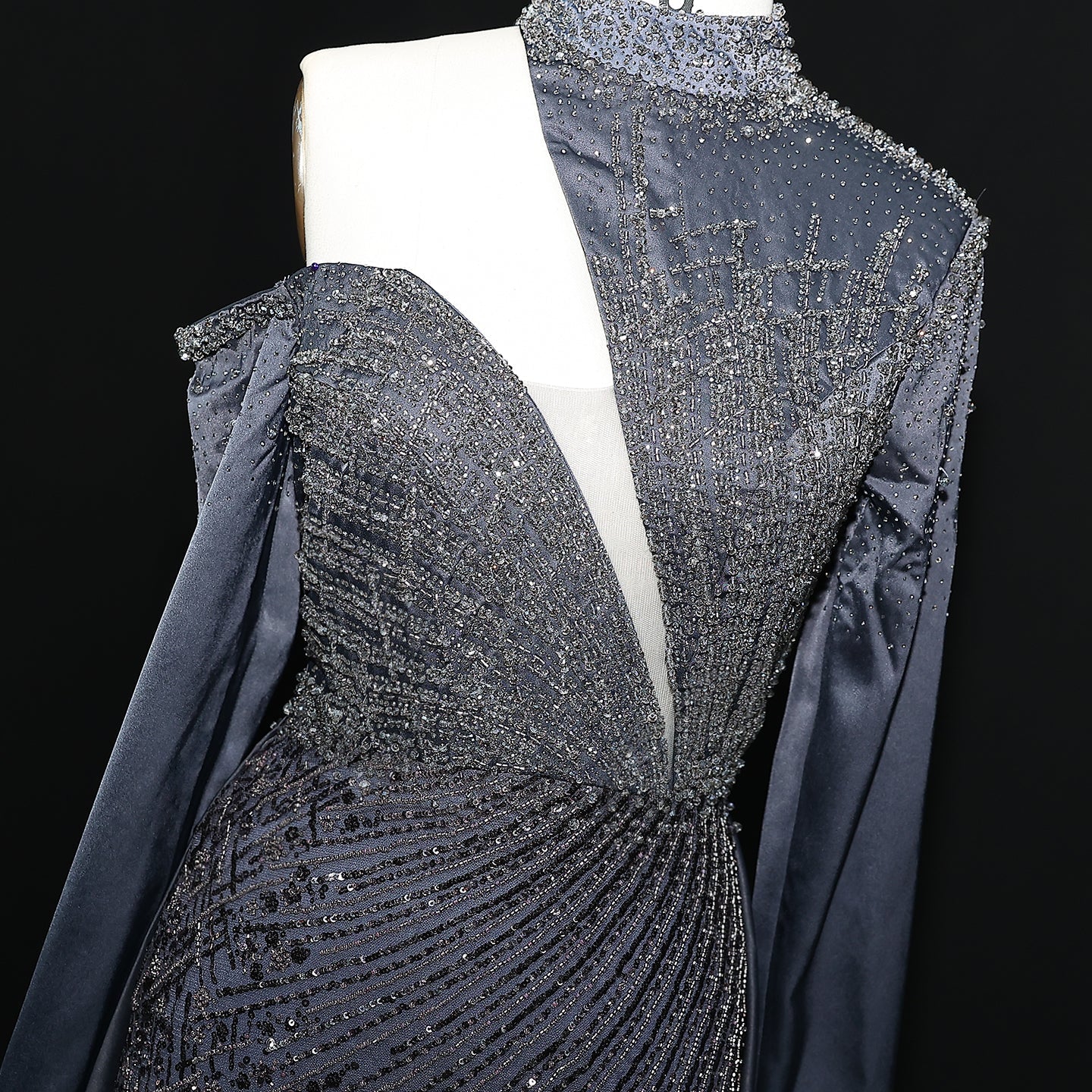 Luxury Red Long Sleeves Evening Dress with Overskirt SS019