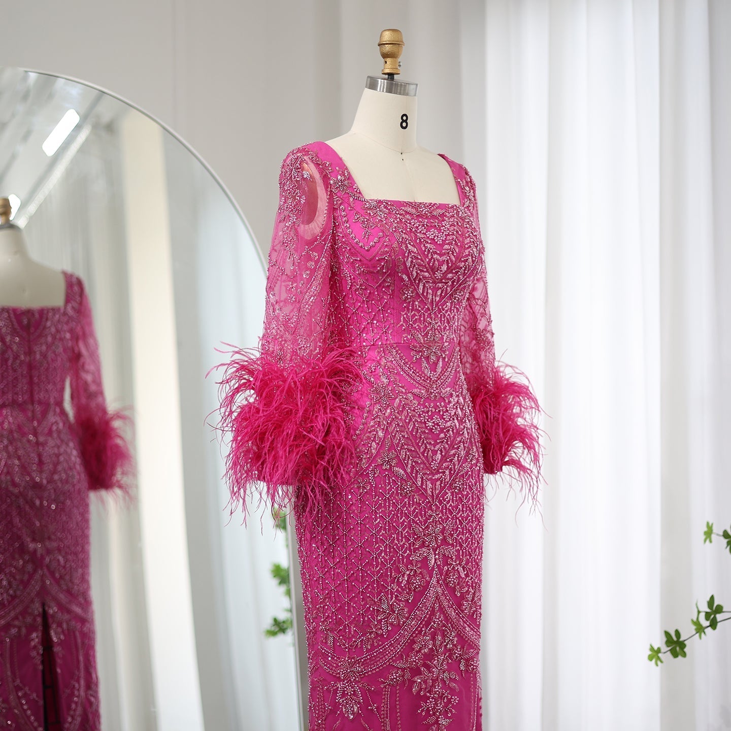 Luxury Fuchsia Long Sleeves Feathers Evening Dresses SS239