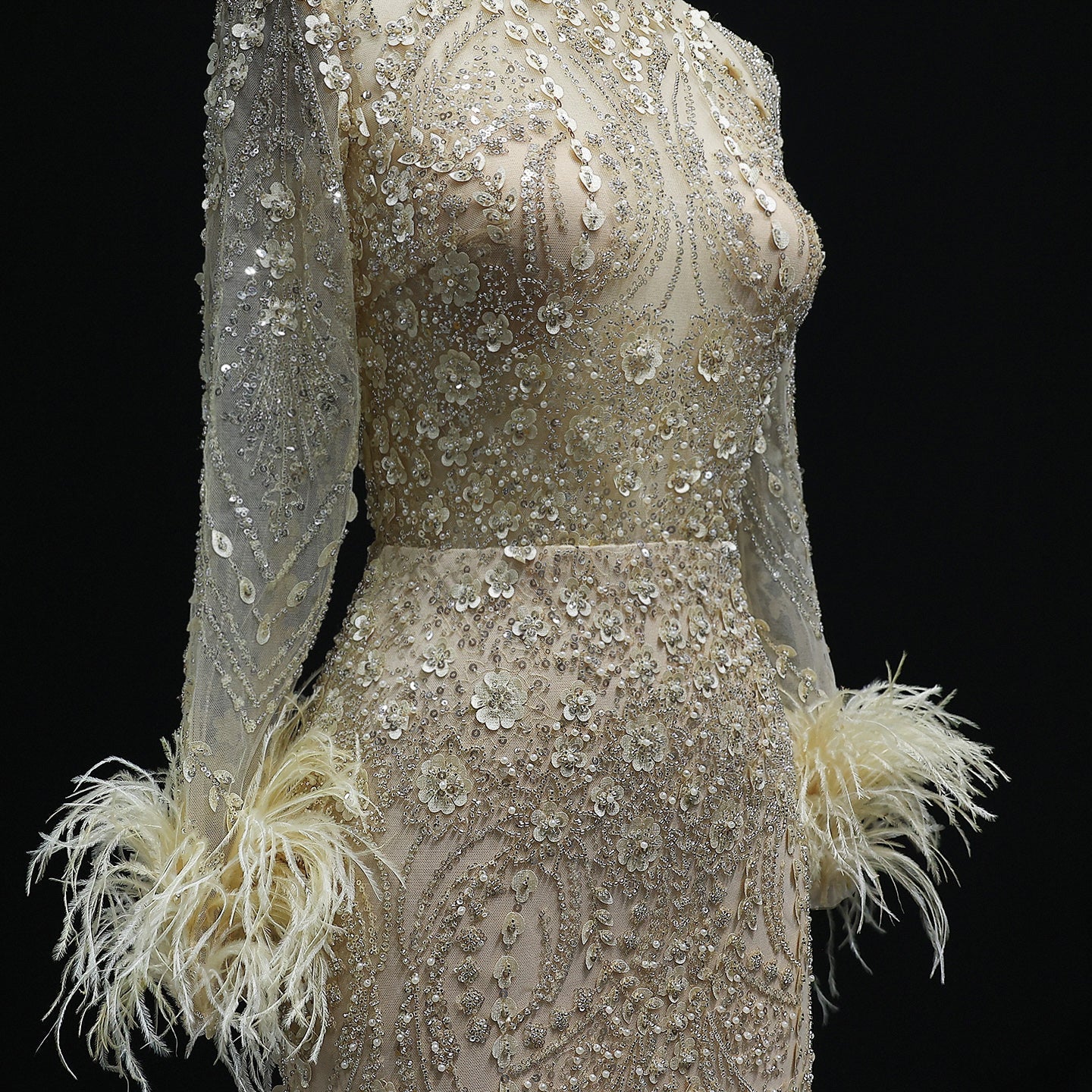 Luxury Feather Gold Long Sleeves High Neck Evening Dress SS659