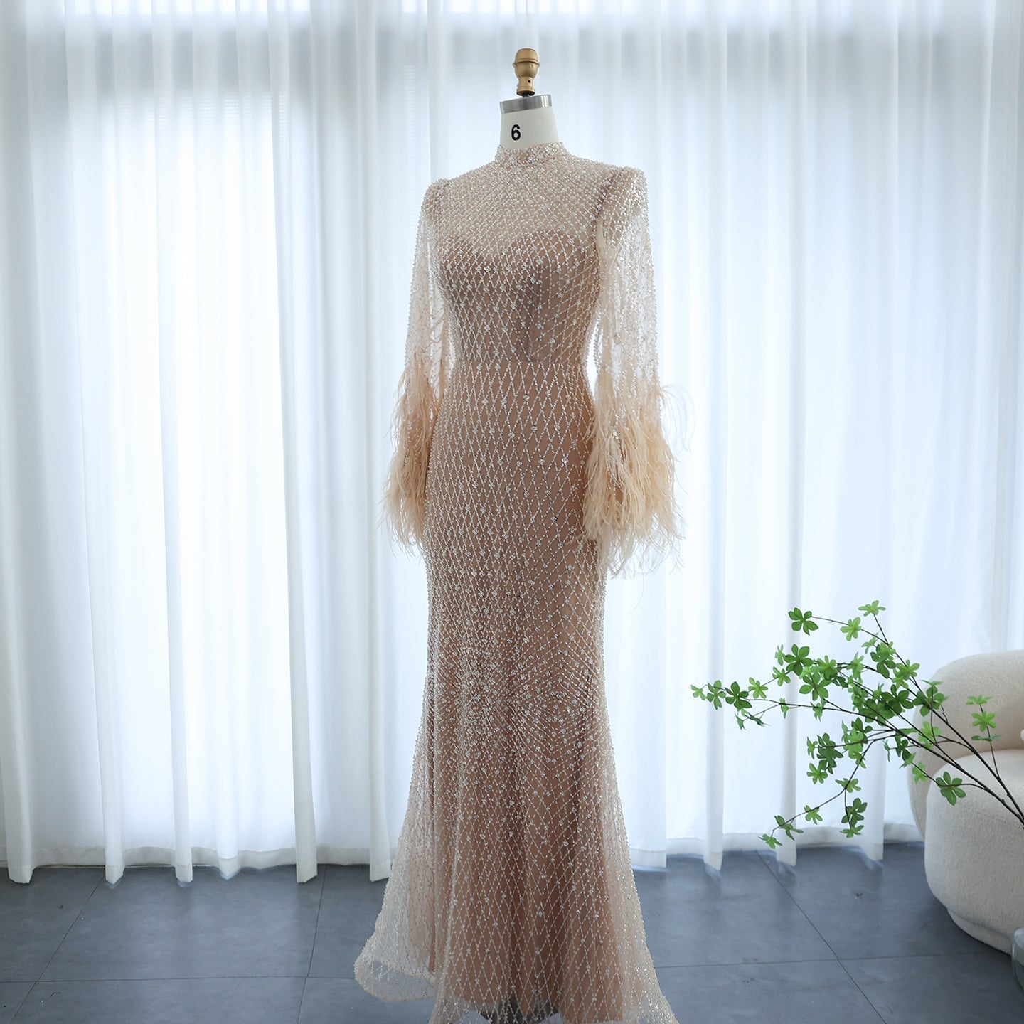 Luxury Feathers Nude Long Sleeves Evening Dress SS227