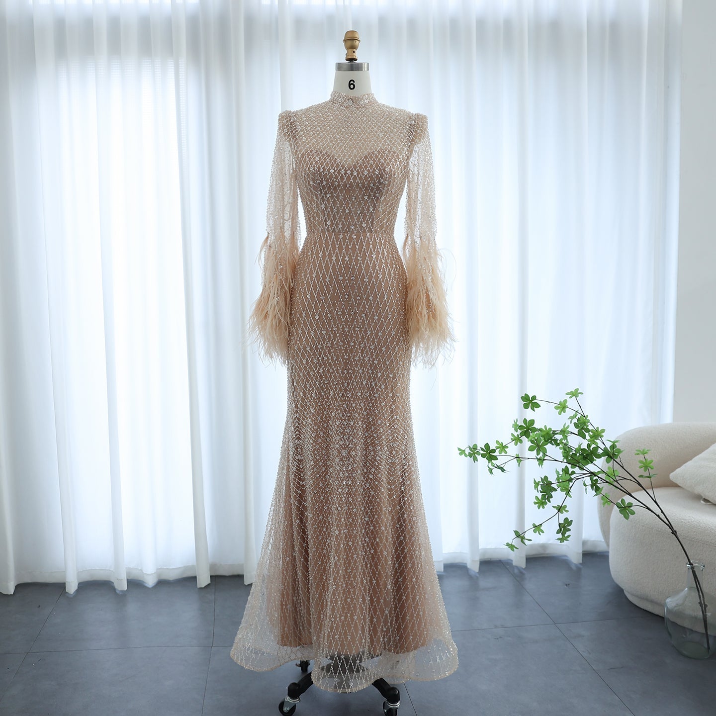 Luxury Feathers Nude Long Sleeves Evening Dress SS227