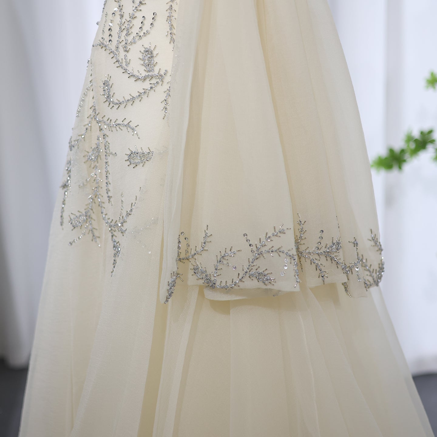 Luxury Crystal Halter Beige Evening Dress SS444