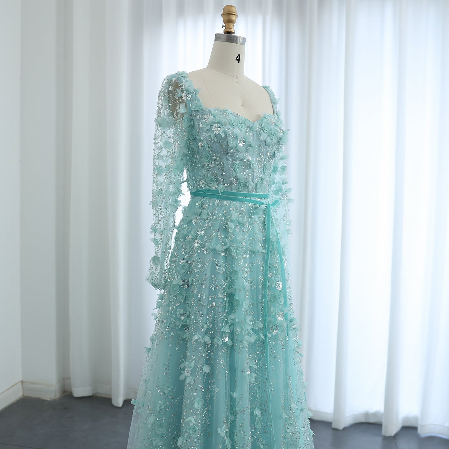 Luxury 3D Flower Gray Long Sleeves Evening Dress SS353