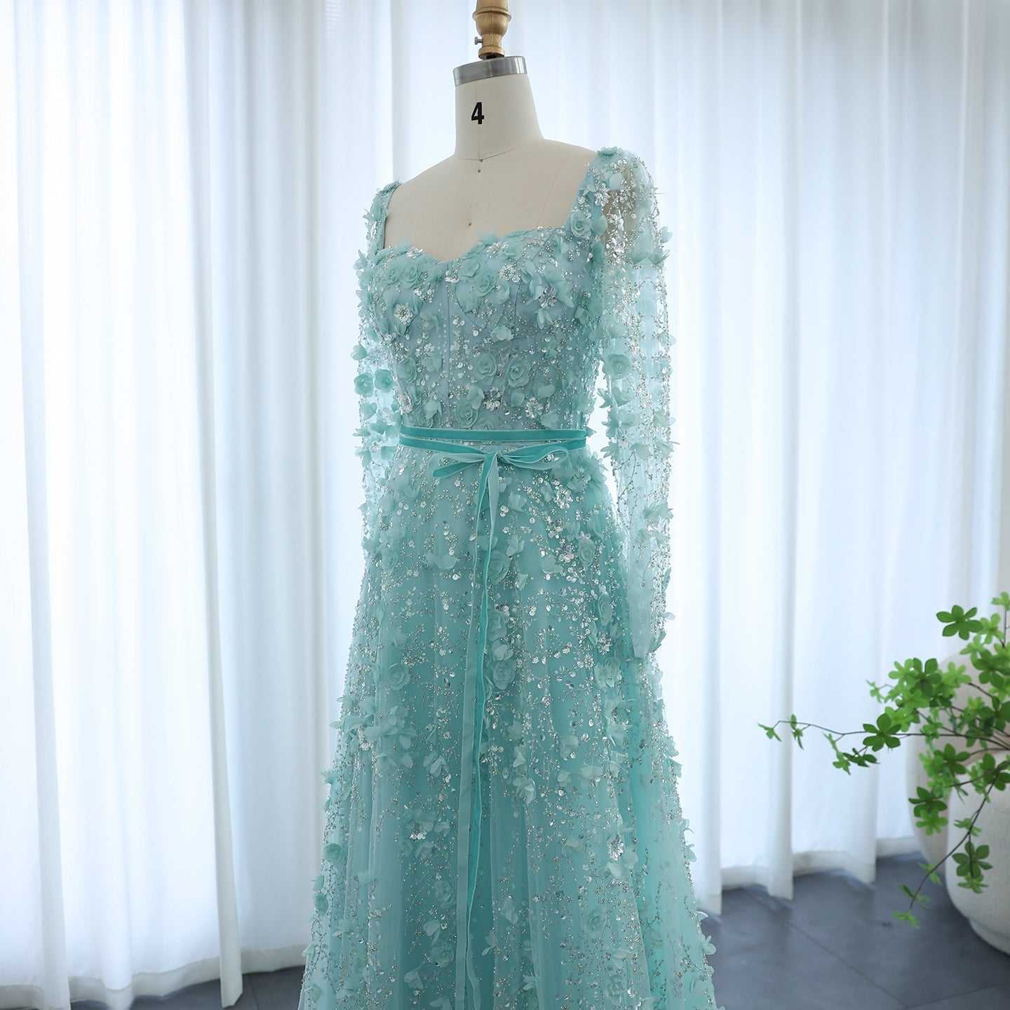 Luxury 3D Flower Gray Long Sleeves Evening Dress SS353