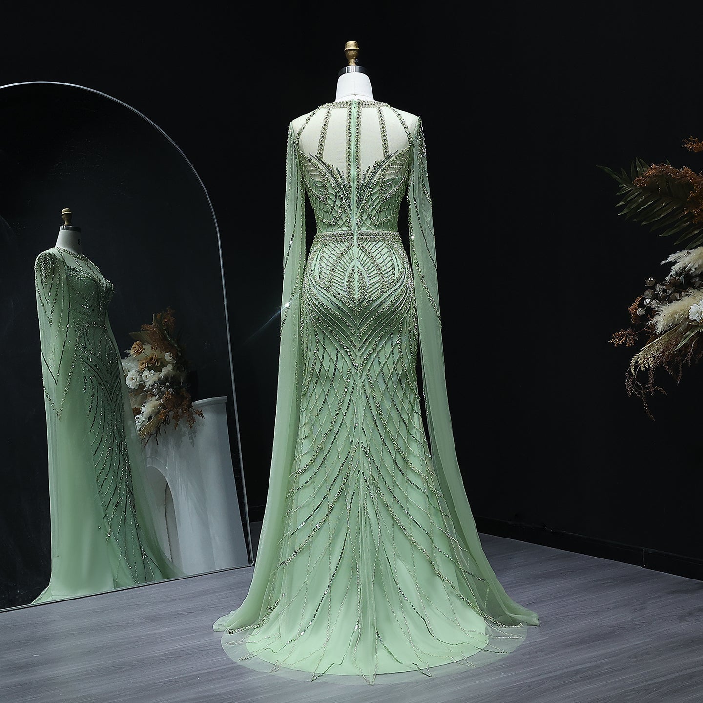 Luxury Green Mermaid Evening Dress with Cape Sleeves SS042