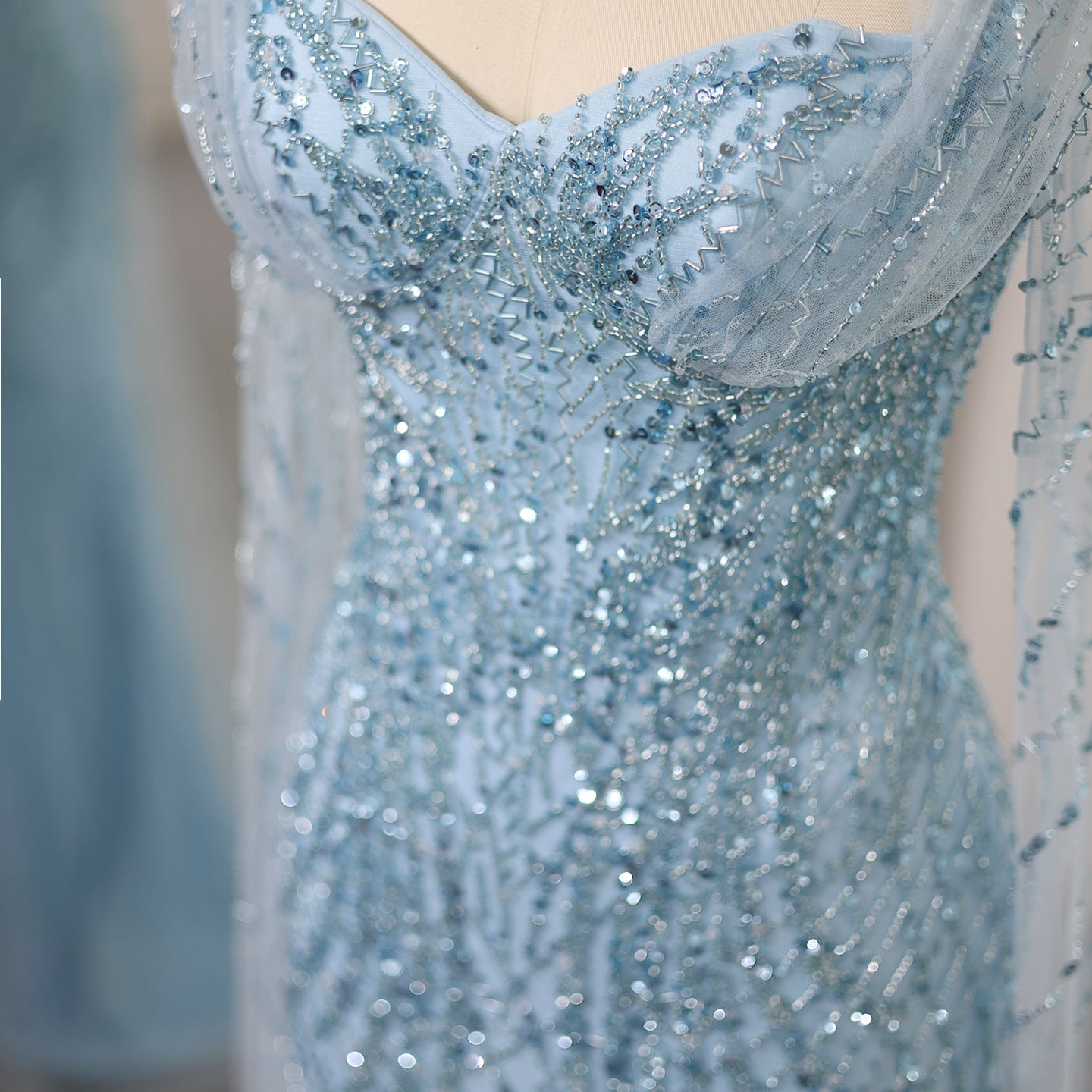 Luxury Lilac Mermaid Evening Dress with Cape Sleeves SS237