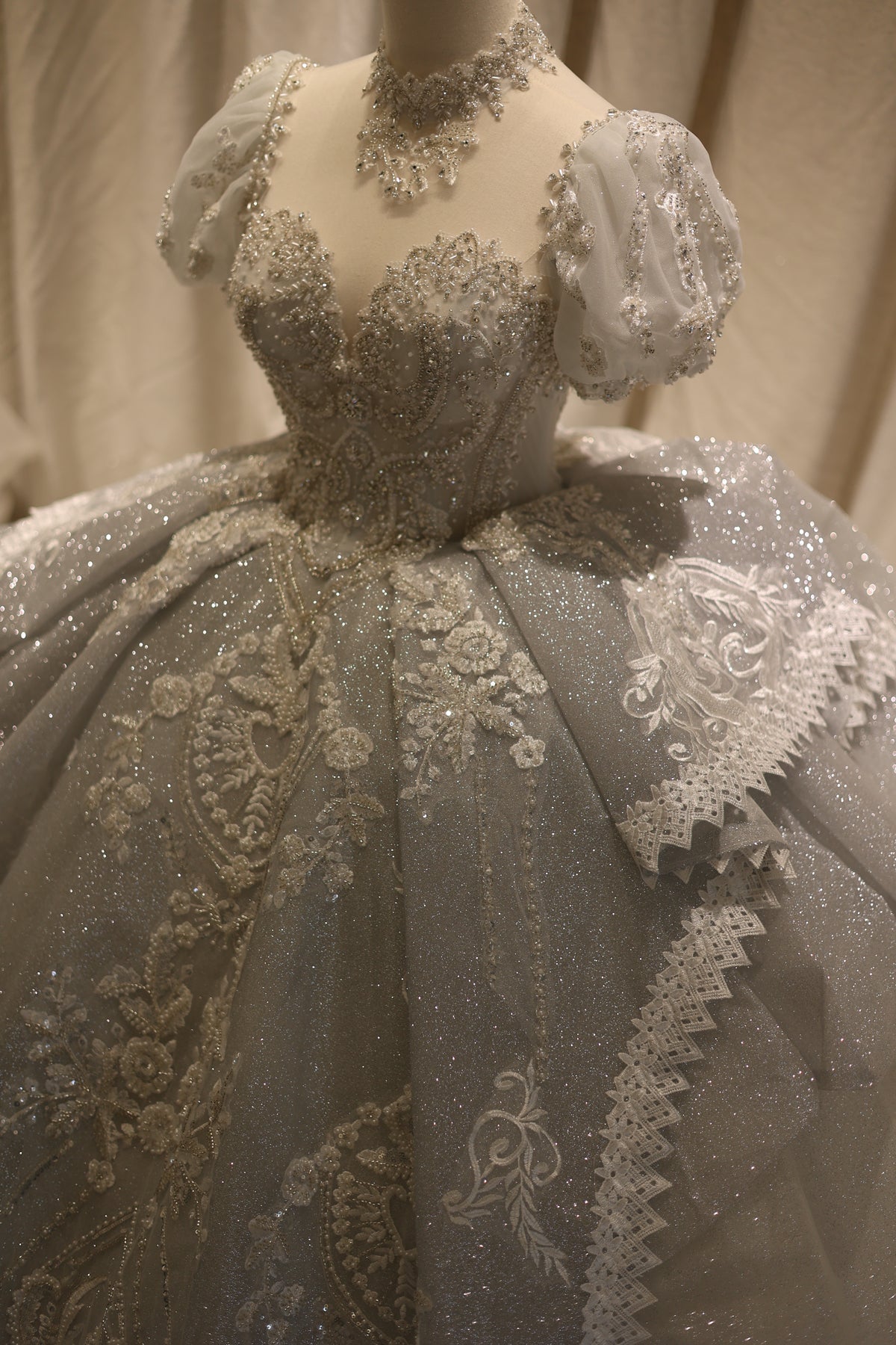 Luxury Cinderella-Inspired Ball Gown Wedding Dress RS003