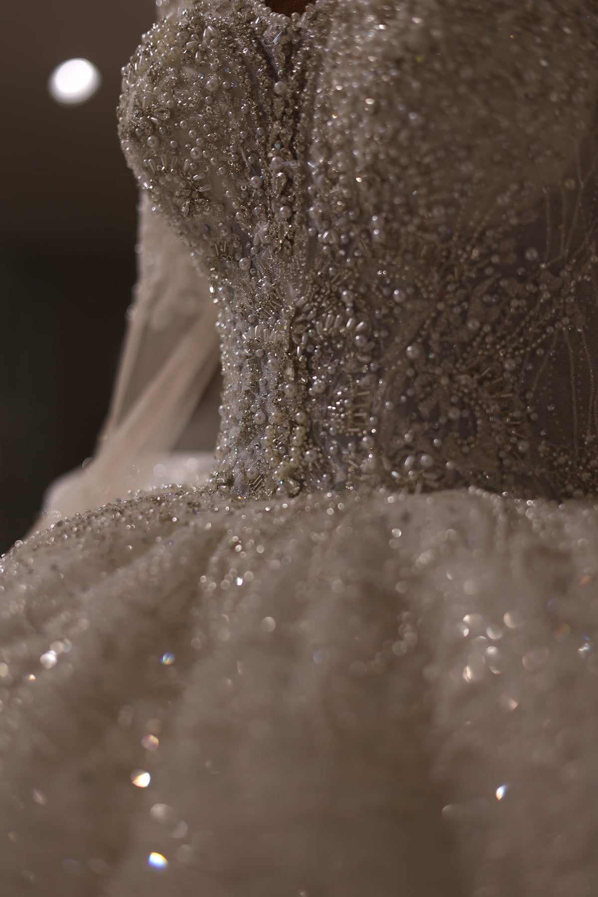 Luxury Ball Gown Crystal Long Sleeves Wedding dress RS012