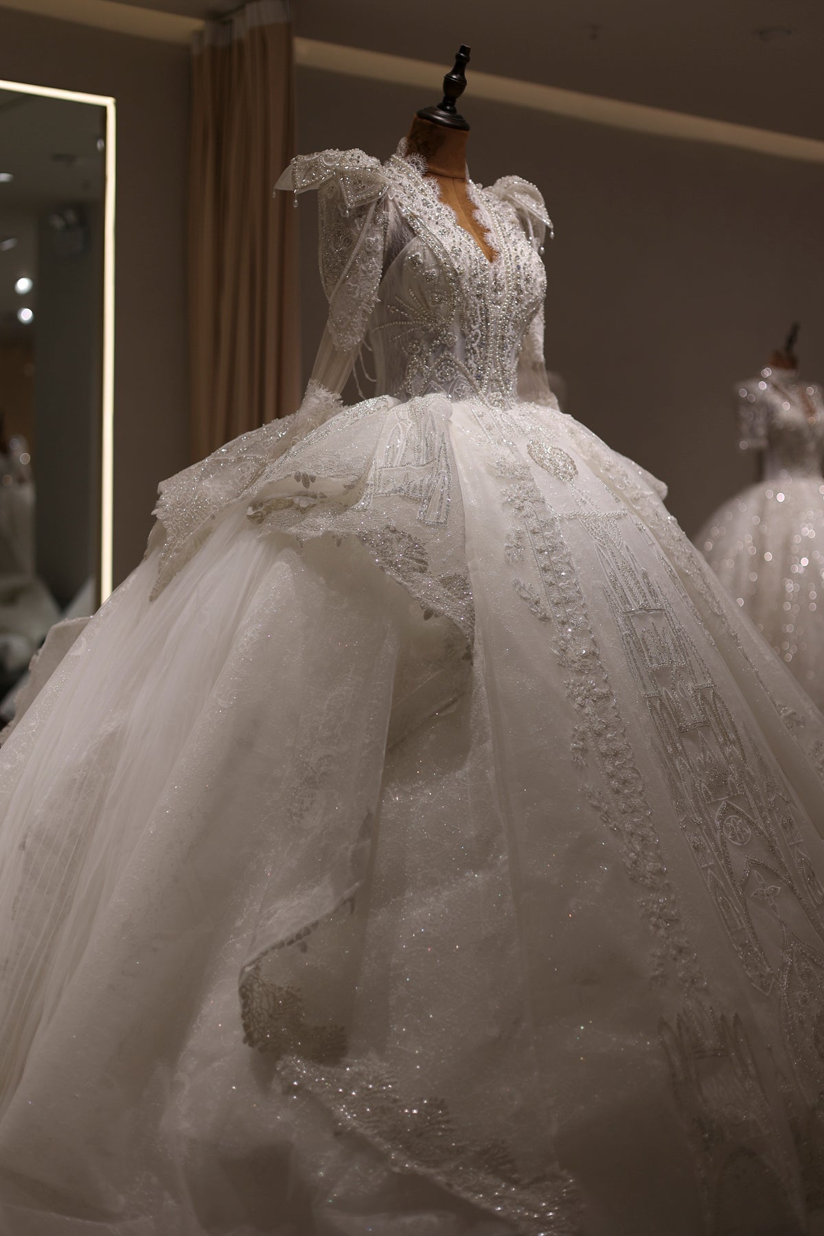 Luxury V-Neck Long Sleeves Wedding Dress RS014