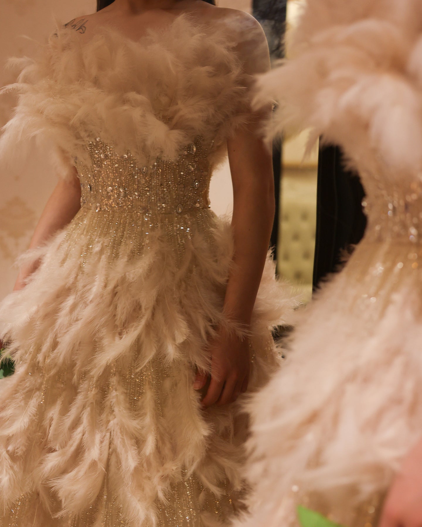 Luxury Feathers Strapless Ball Gown Evening Dress SS732