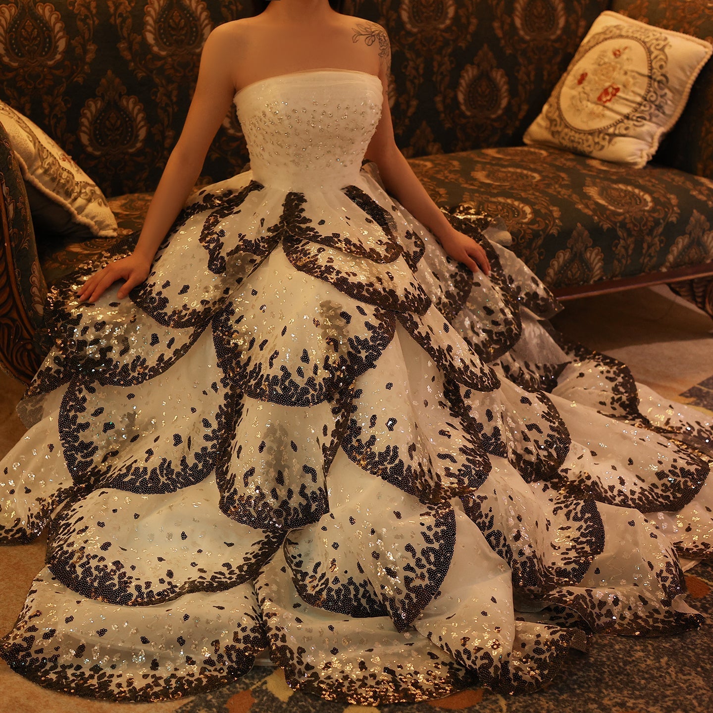 Luxury Black and White Ruffles Strapless Evening Dress SS290