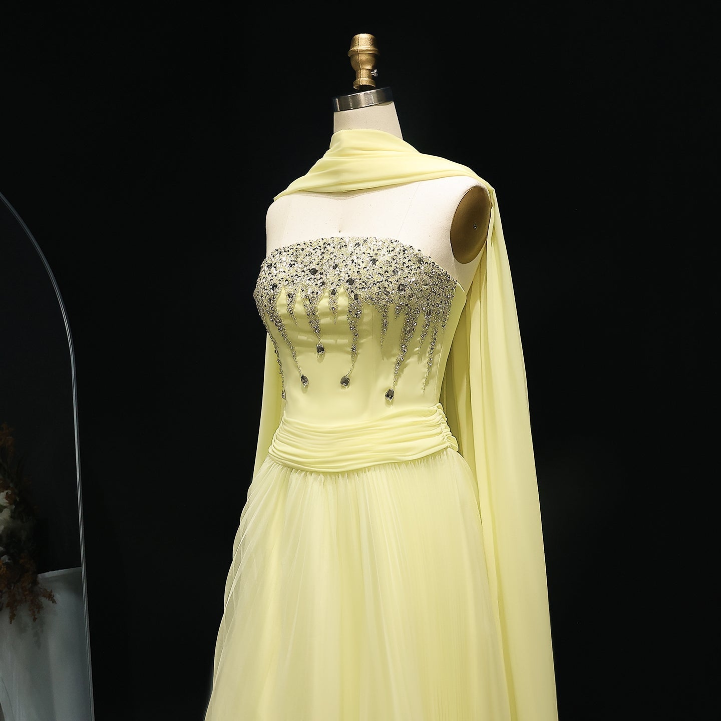 Graceful Crystal Yellow Strapless Evening Dress with Scarf XD-009
