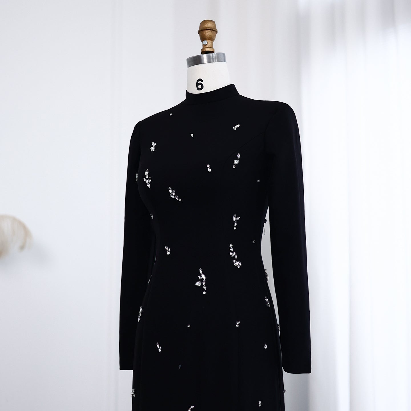 Luxury Crystal White Muslim Long Sleeves Evening Dress SS258