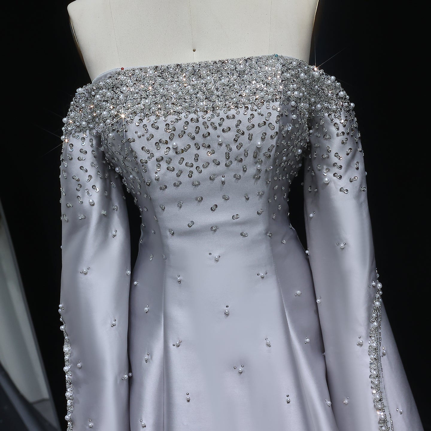 Luxury Off Shoulder Gray Arabic Evening Dress with Cape Sleeve SS575