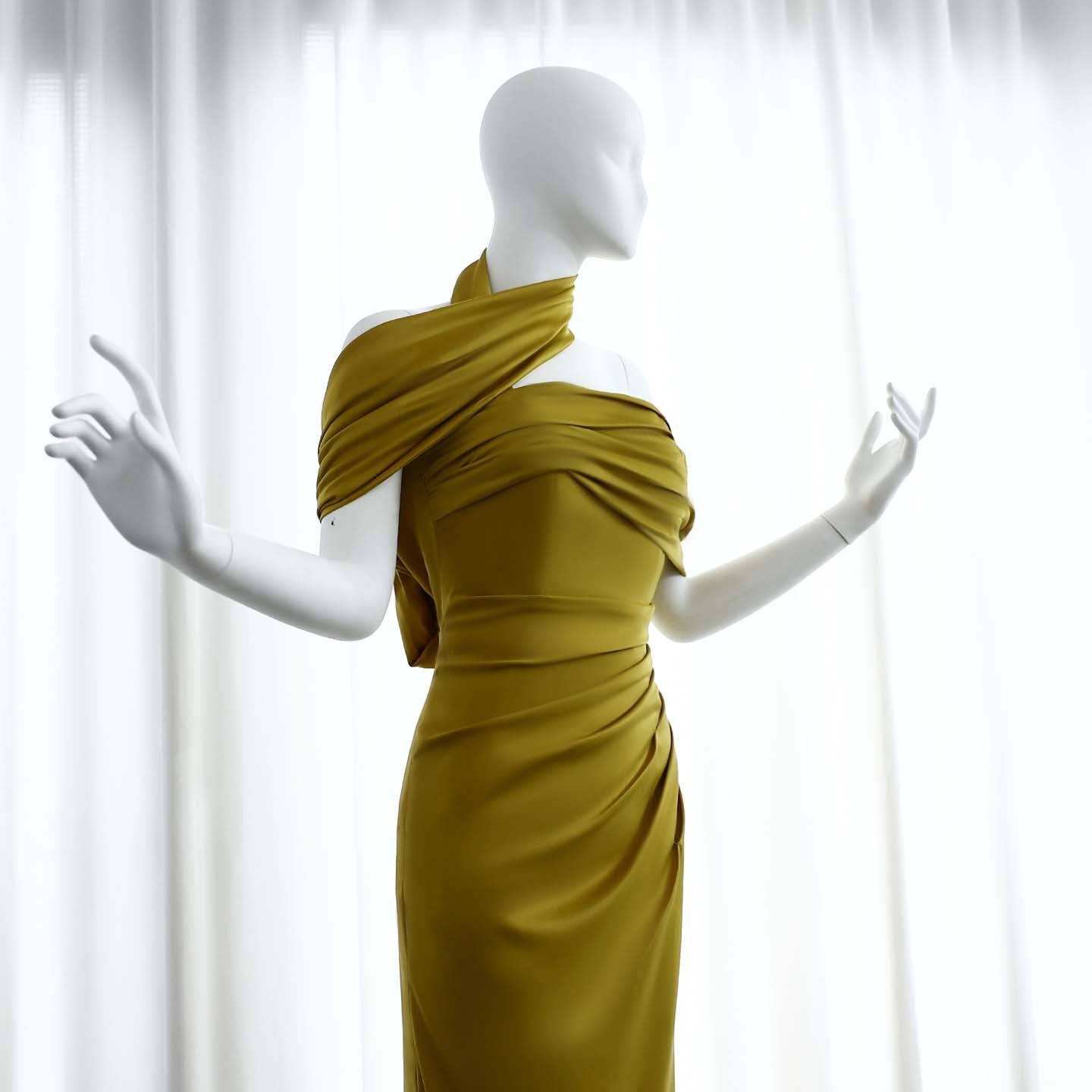 Elegant  Halter Gold Off Shoulder Evening Dress SF053