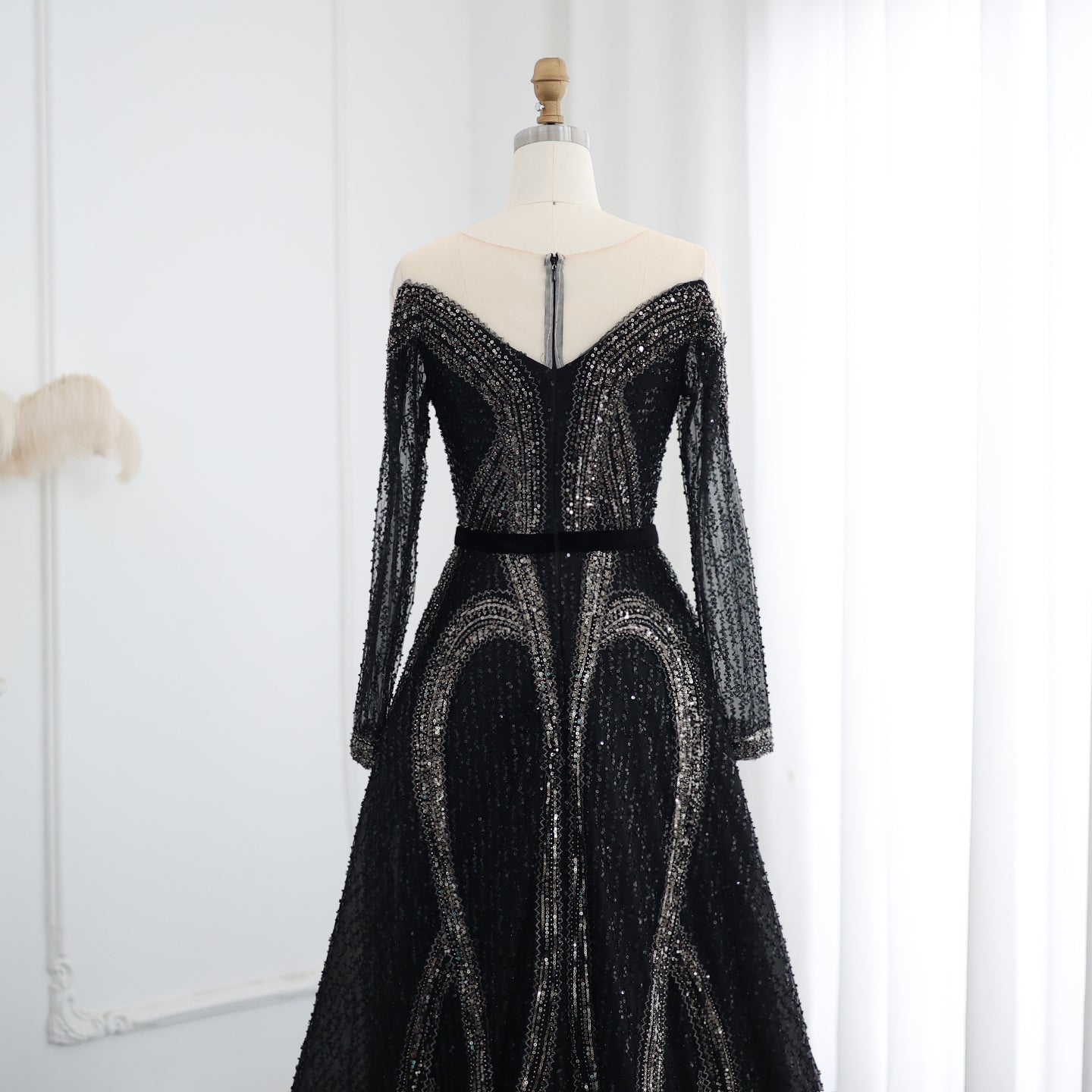 Luxury Long Sleeves Black Evening Dress SS040