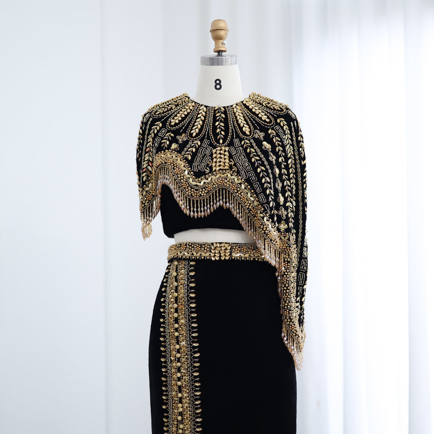 Luxury Black Two Pieces Evening Dress with Gold Beaded SS367