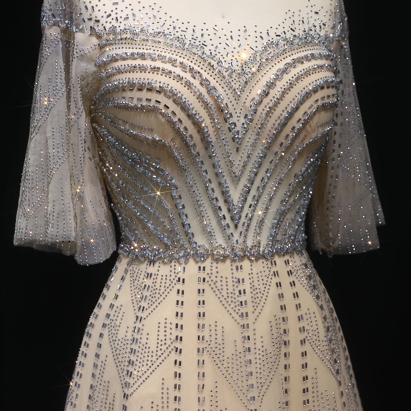 Sparkly Crystal Plus Size Women Evening Dress with Flare Sleeves SS036