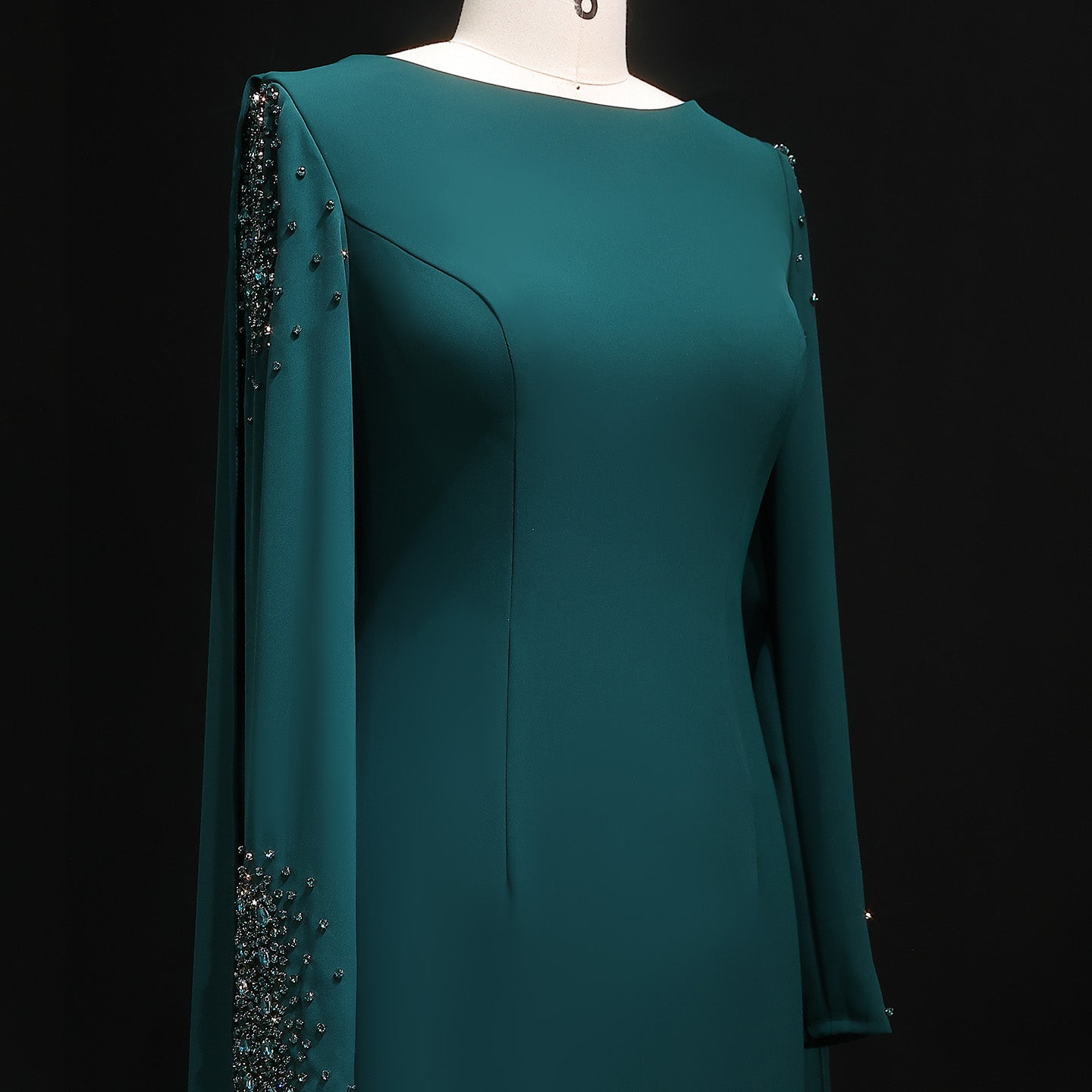 Elegant Green Long Sleeve Evening Dress with Cape SF464