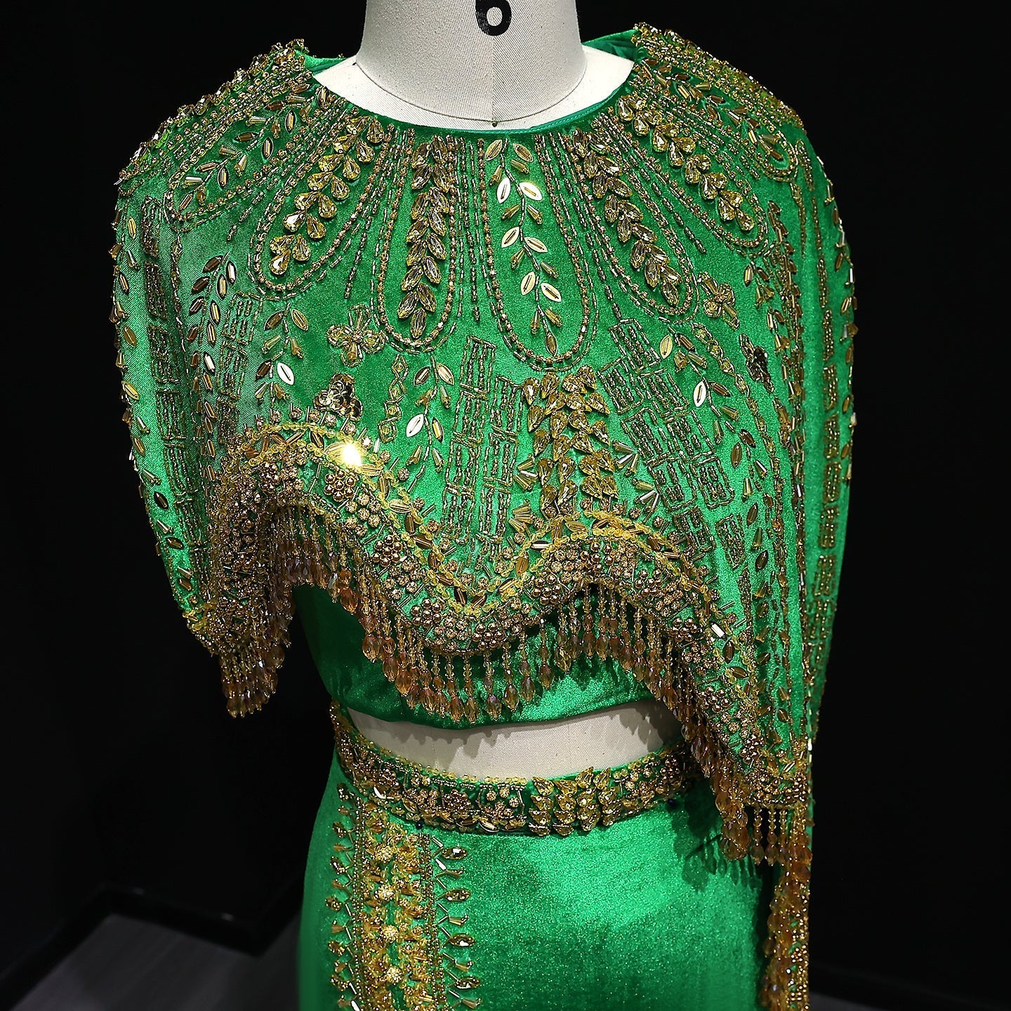 Luxury Black Two Pieces Evening Dress with Gold Beaded SS367