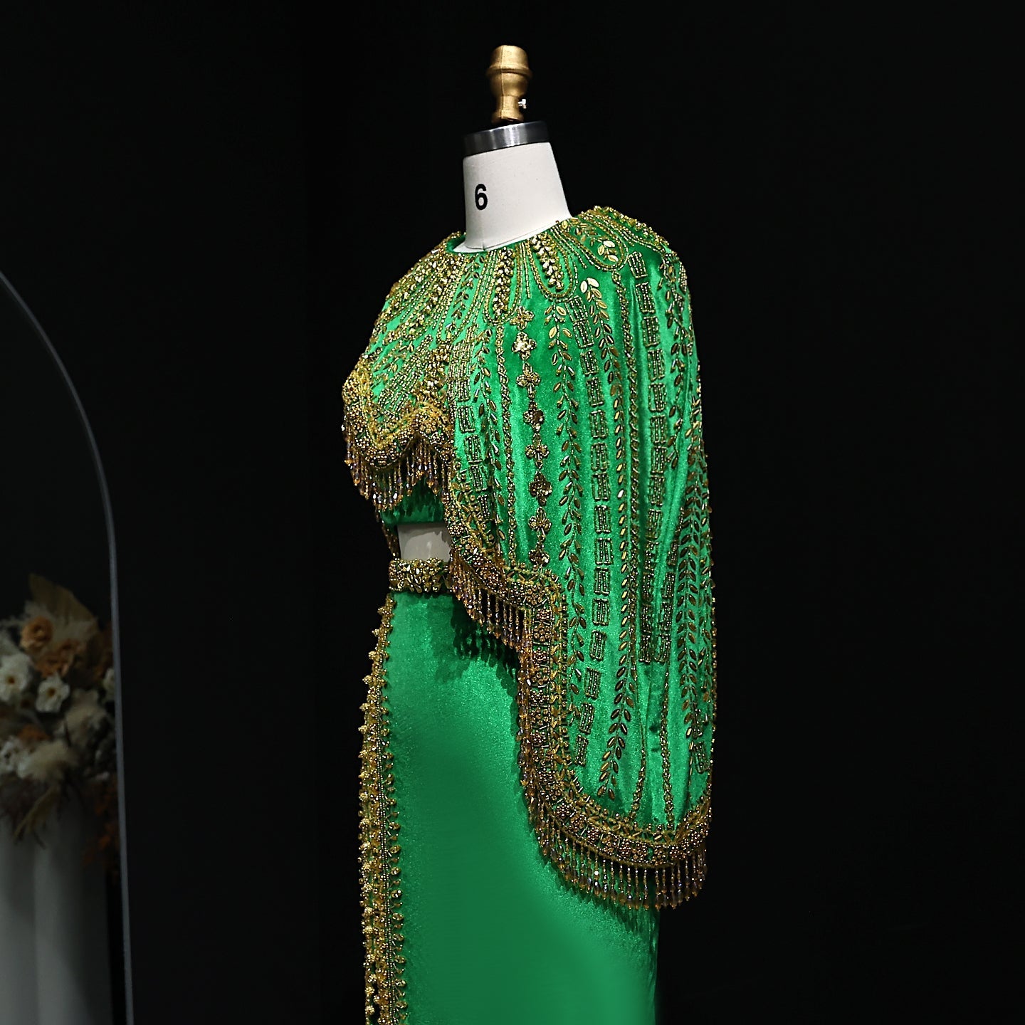 Luxury Black Two Pieces Evening Dress with Gold Beaded SS367