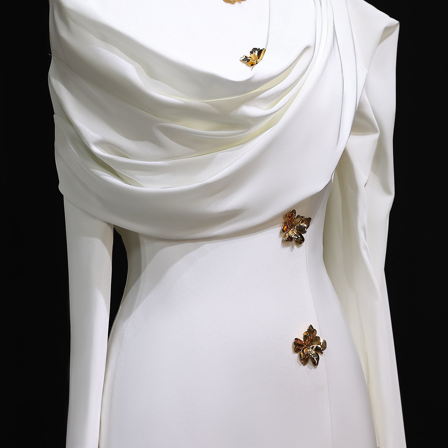 Elegant Off White Satin Arabic Evening Dress with Cape SF536