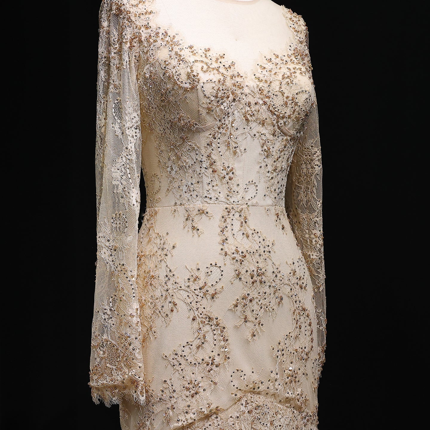 Glamorous Lace Long sleeve Mermaid Wedding Dress SW122