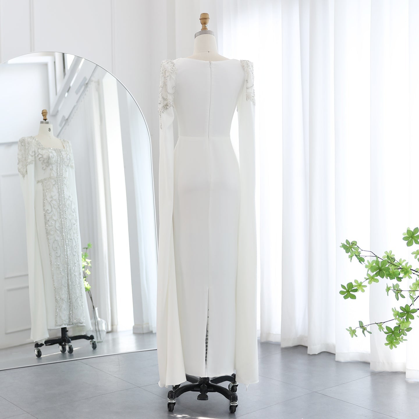 Luxury Blue Muslim Evening Dress with Cape Sleeves SS365