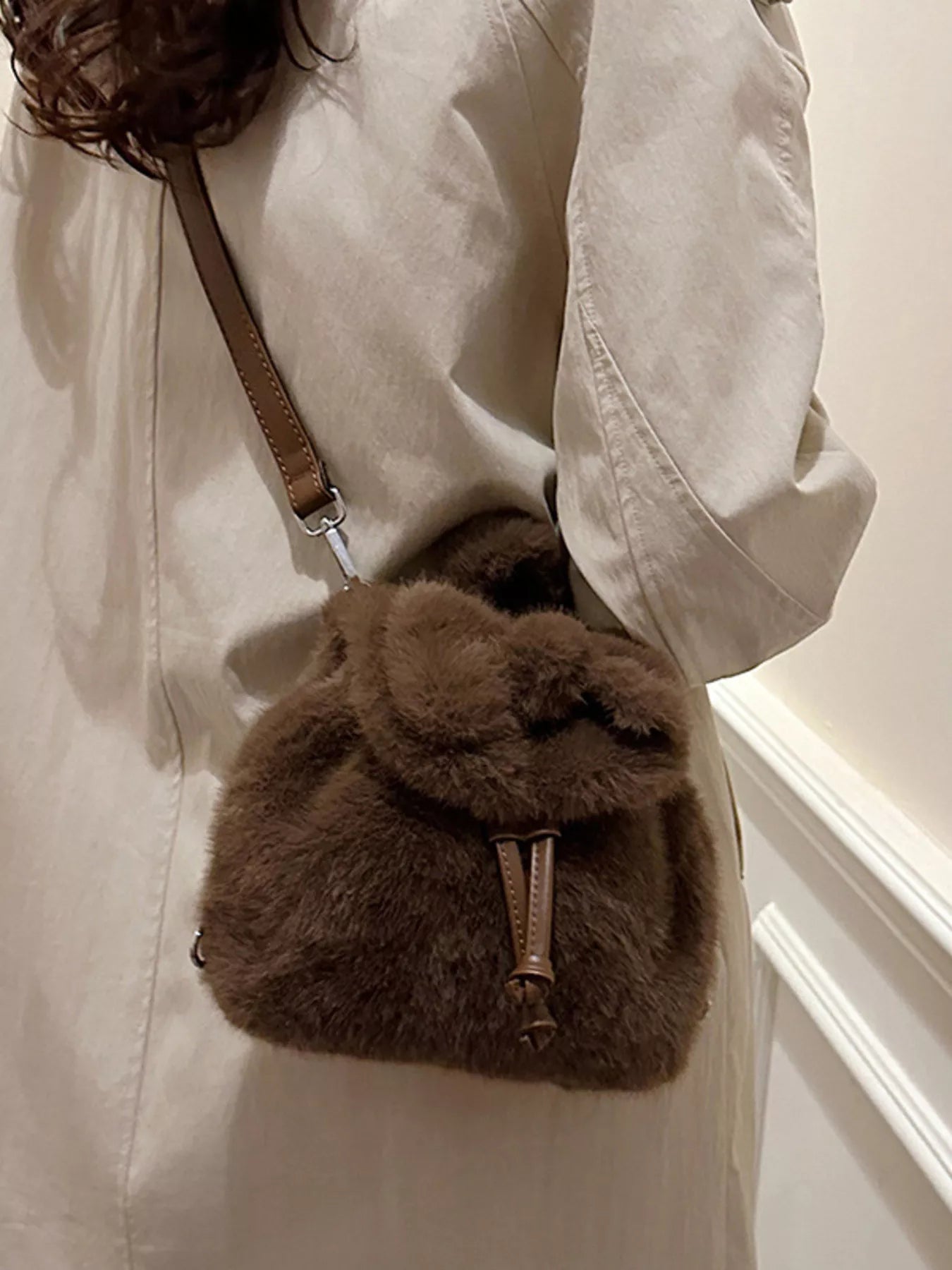 704bf9d10ff04a5ebaca7df5e575c50c-Max-Origin