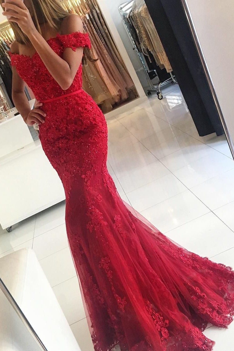 Lace Long/Floor-Length Trumpet/Mermaid Sleeveless Off-The-Shoulder Zipper Prom Dresses With Appliqued Beaded-504