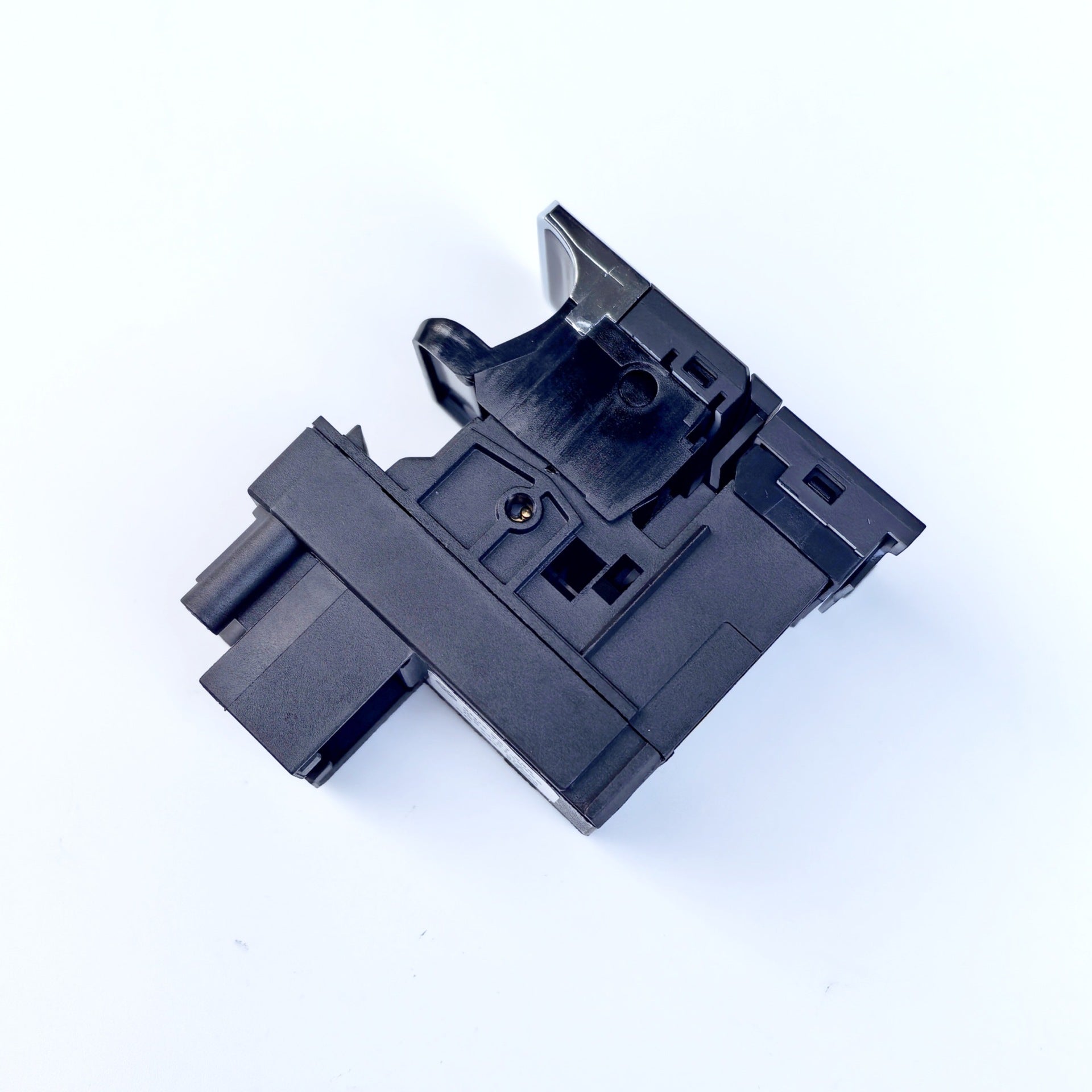 e7b8a41b-d4fd-48a8-a8db-c7bc19f86b66