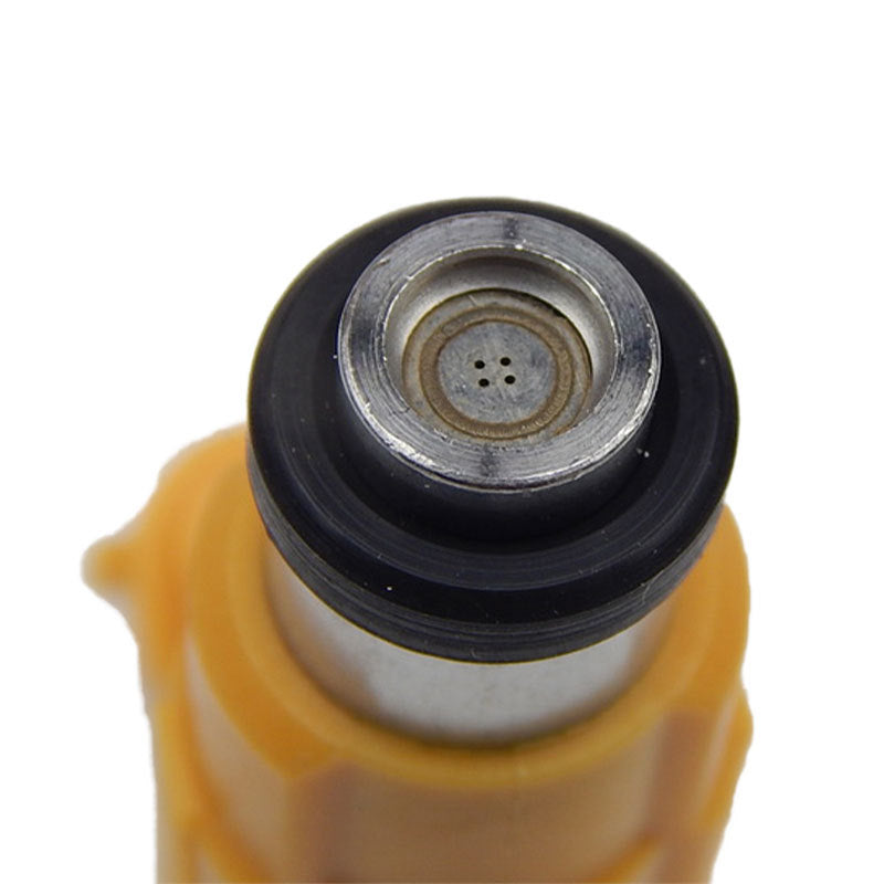 Fuel Injector MD319792 CDH275 Compatible with Mitsubishi Pajero V31 4G64 Engine
