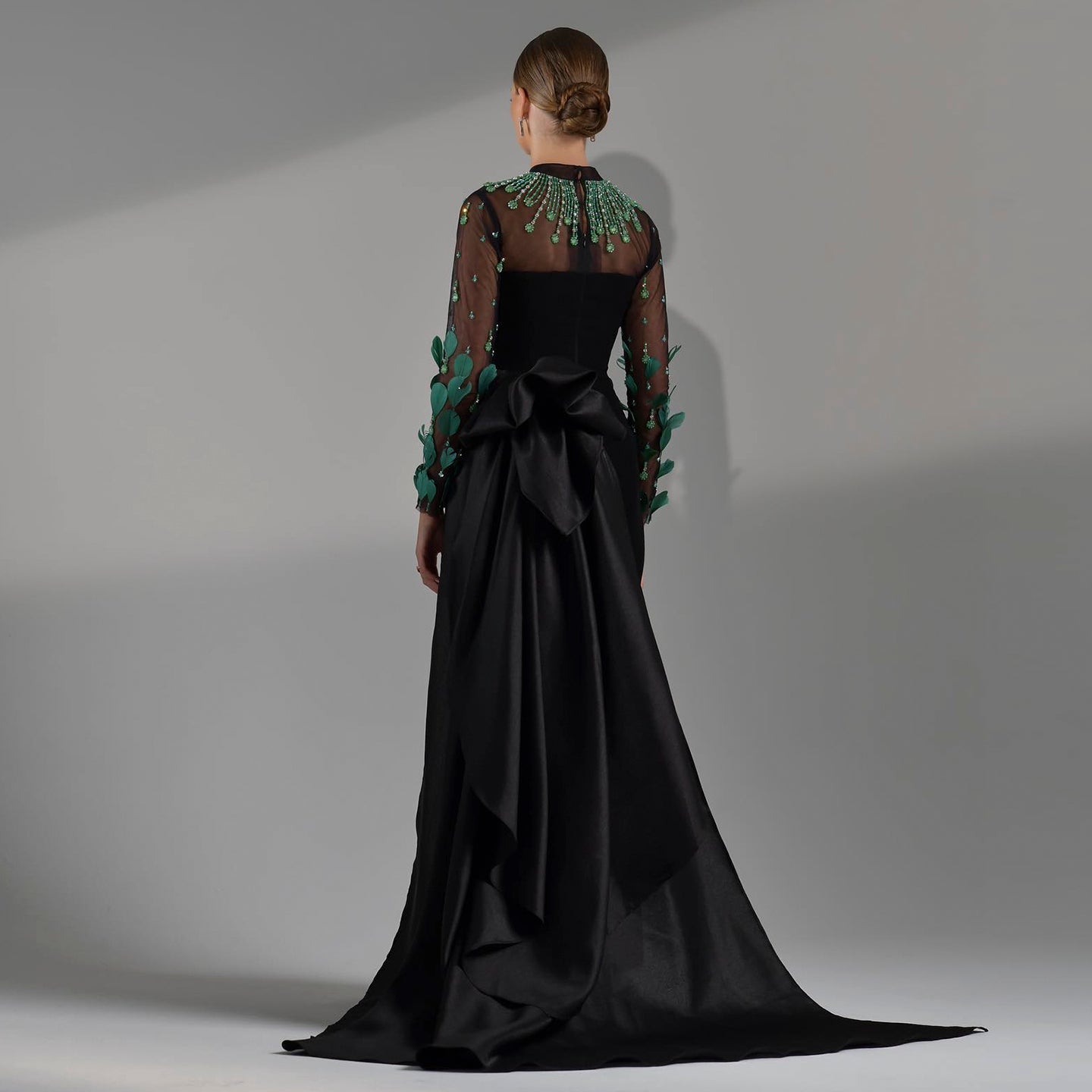Luxury Feathers Black Long Sleeves Evening Dress SS457
