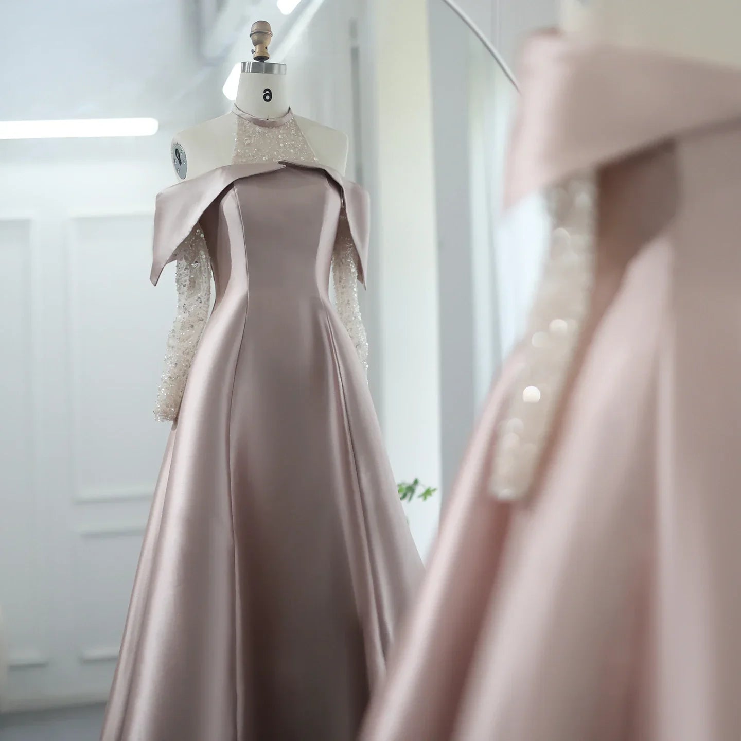 Dreamy Vow Elegant Khaki Satin High Low Dubai Evening Dress for Wedding Party Halter Arabic Women Midi Formal Guest Gowns F 058