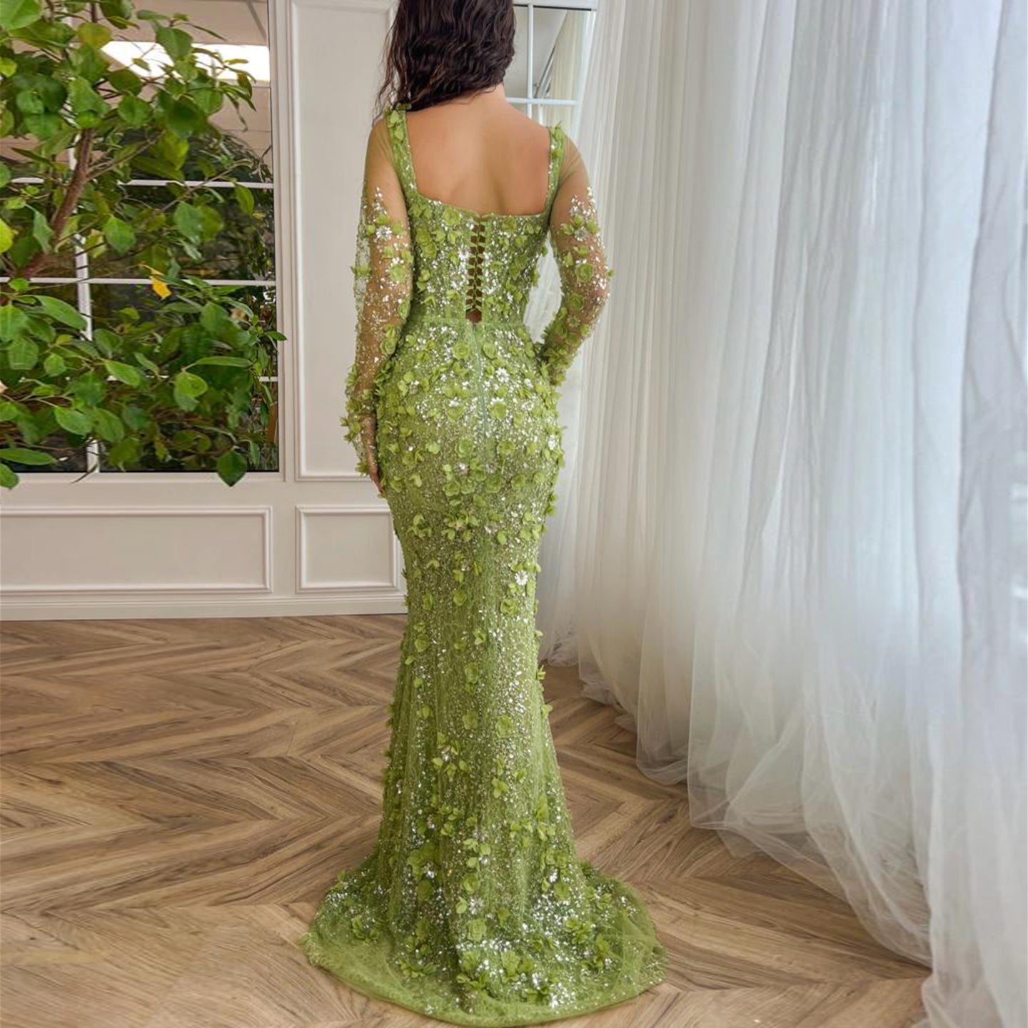 Luxury Green 3D Floral Evening Dress with Long Sleeves SS355