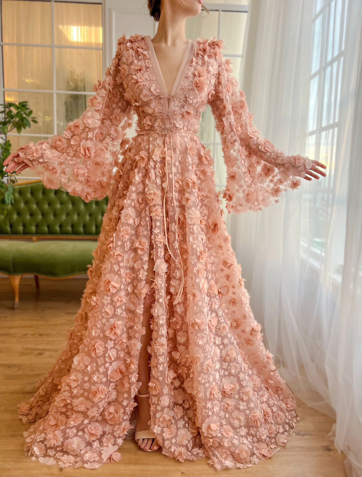 Arabic Peach-Pink 3D Flowers Long Sleeves Evening Dresses SS295