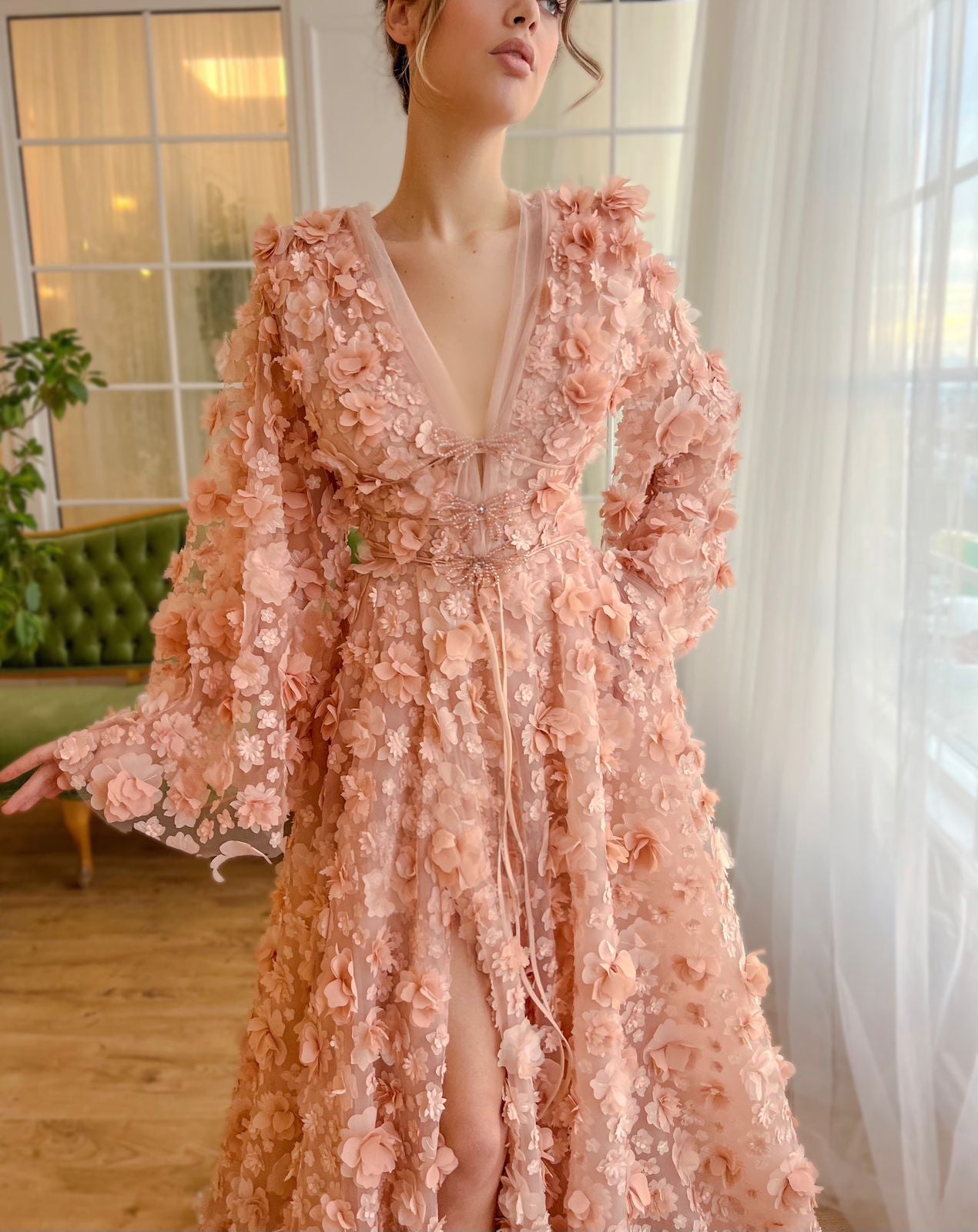 Arabic Peach-Pink 3D Flowers Long Sleeves Evening Dresses SS295