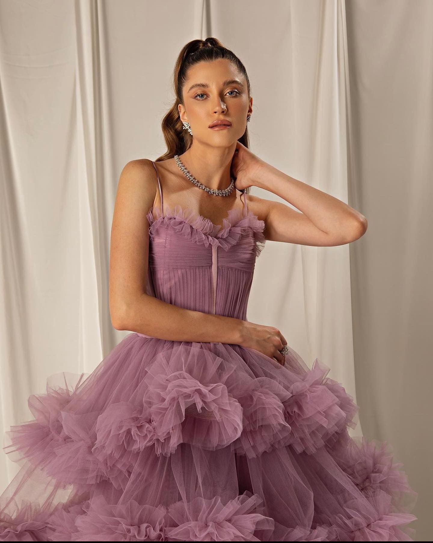 Burgundy Tulle Tiered Ruffles Evening Dresses with Gloves SS309