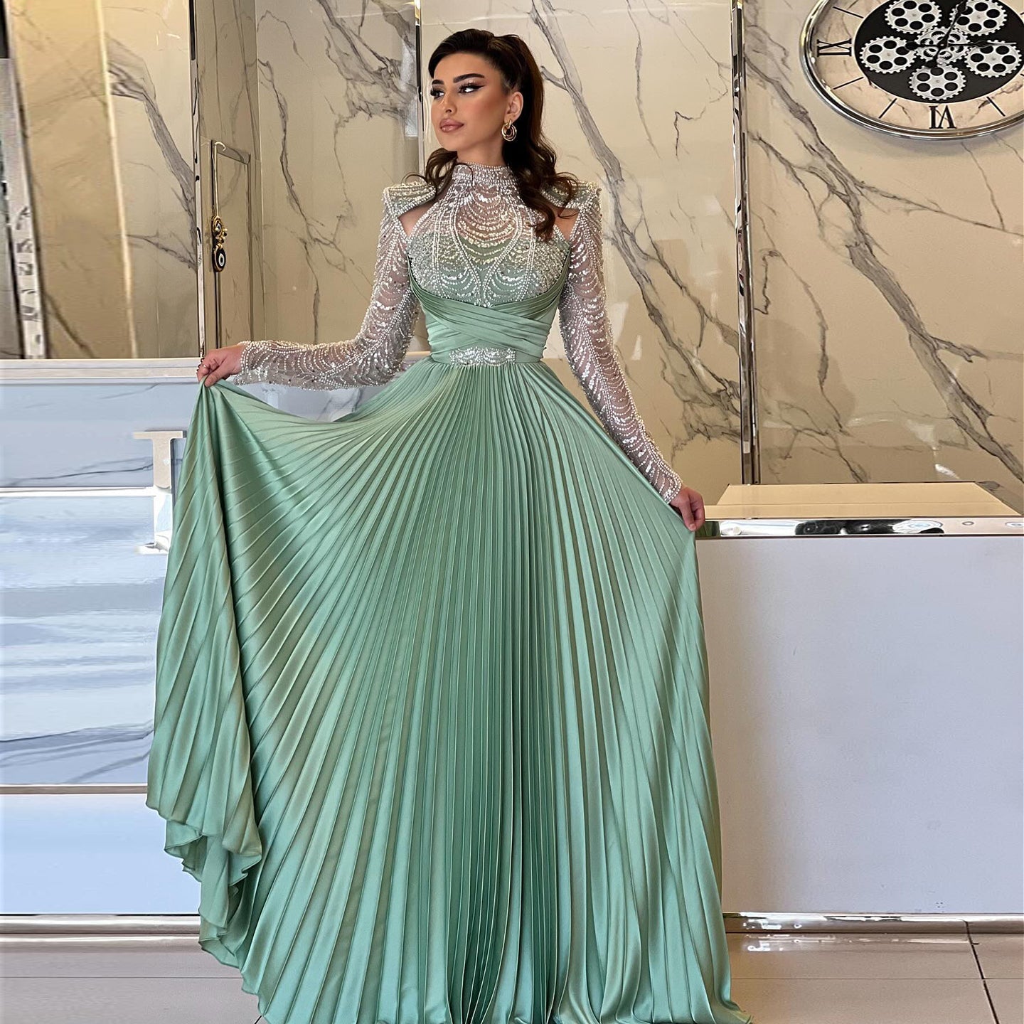 Chic Green Pleated Evening Dress with Beaded Long Sleeves SS674