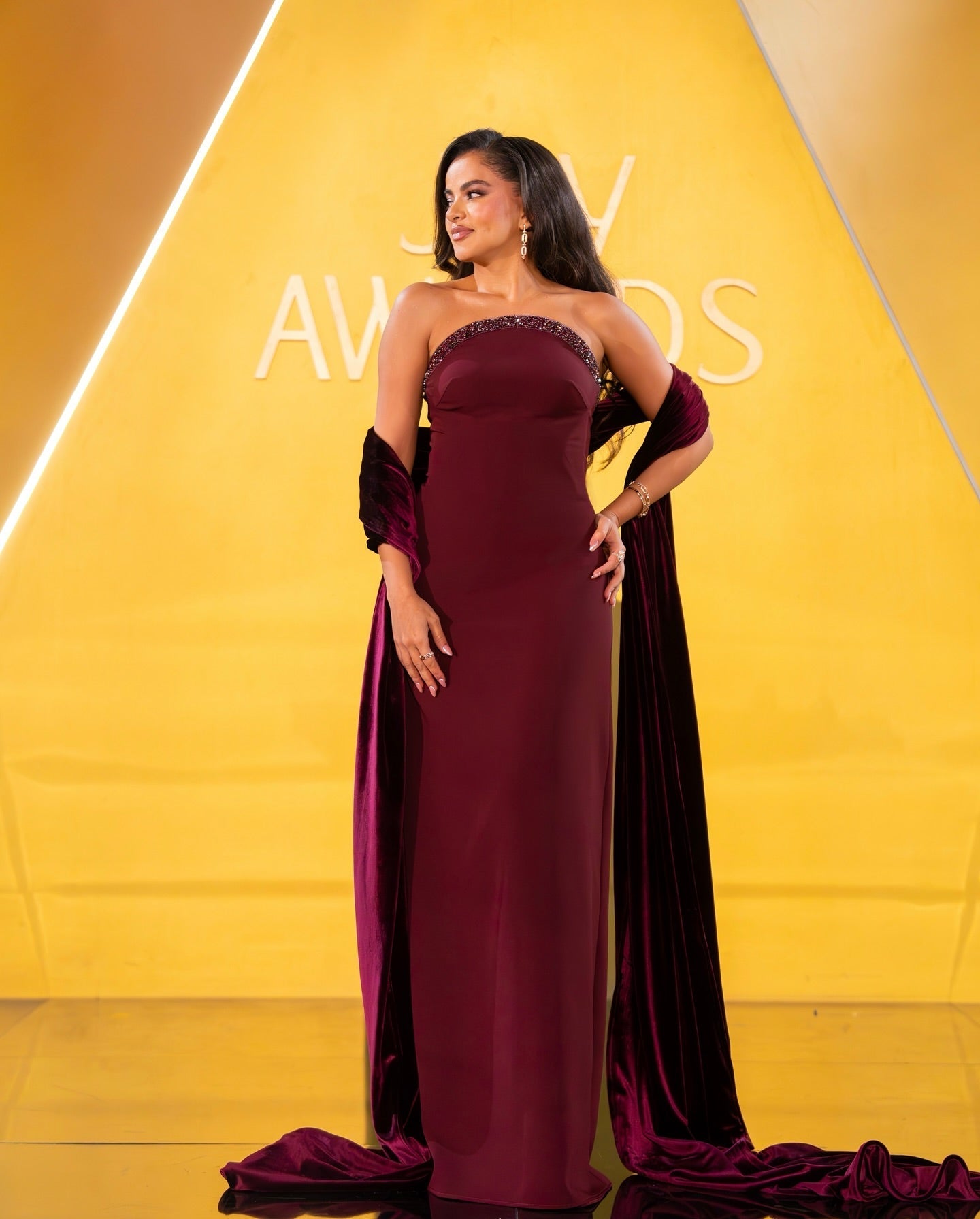 Elegant Wine Red Strapless Evening Dress with Cape SF005