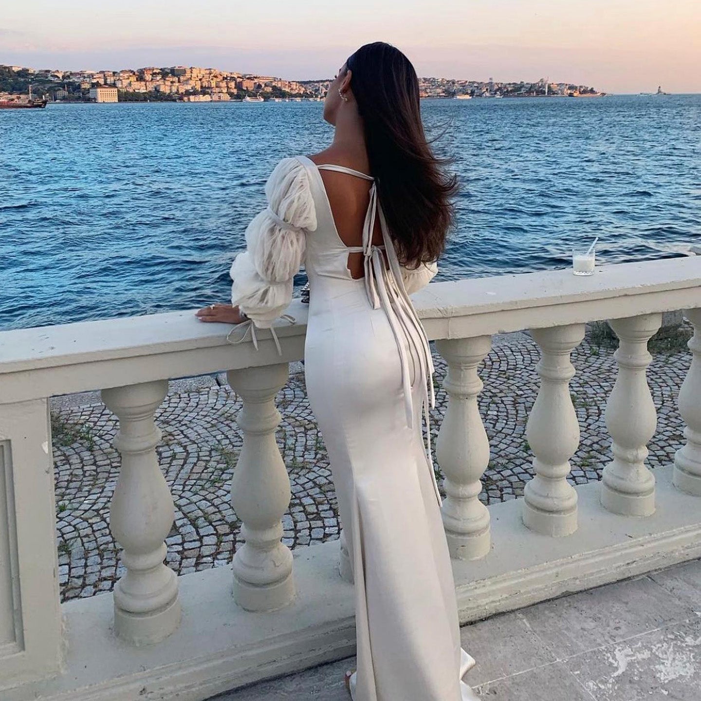Elegant White Mermaid Evening Dress with Puff Sleeves SF021