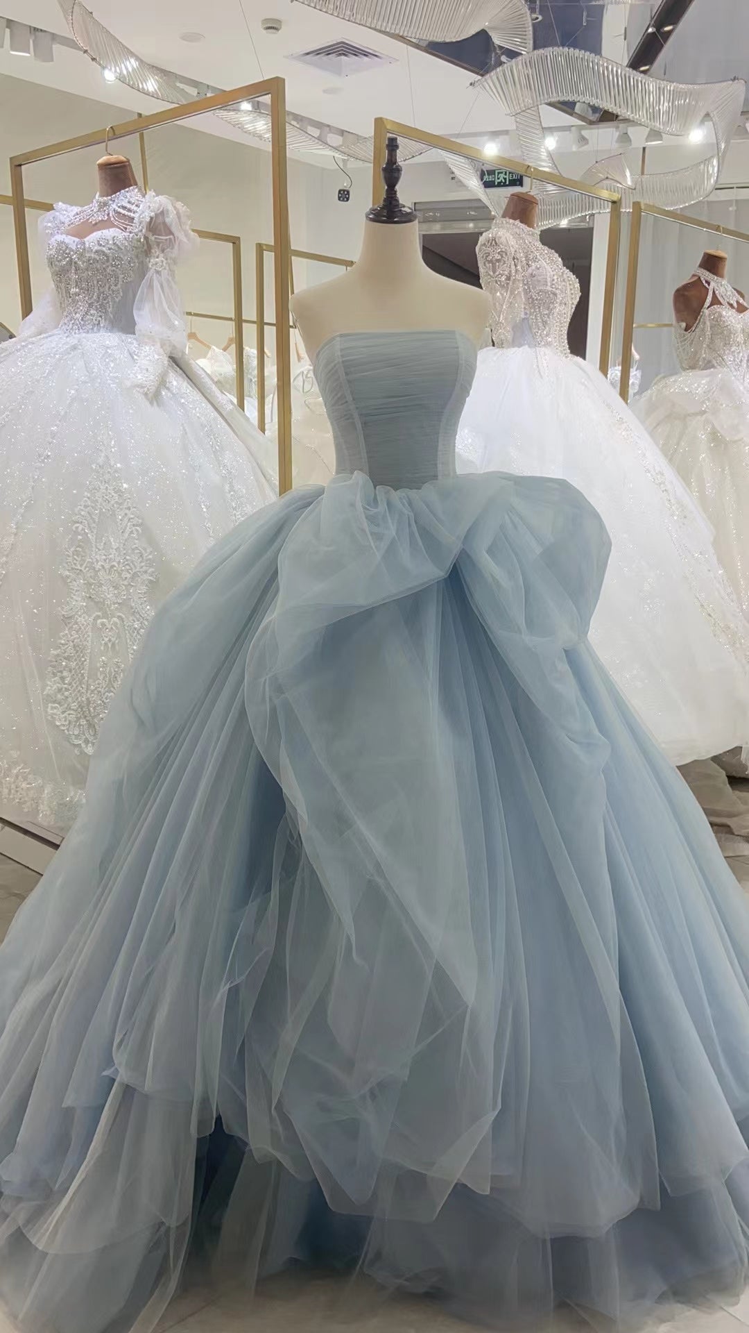 Elegant Strapless Blue Puffy Wedding Dress RS022