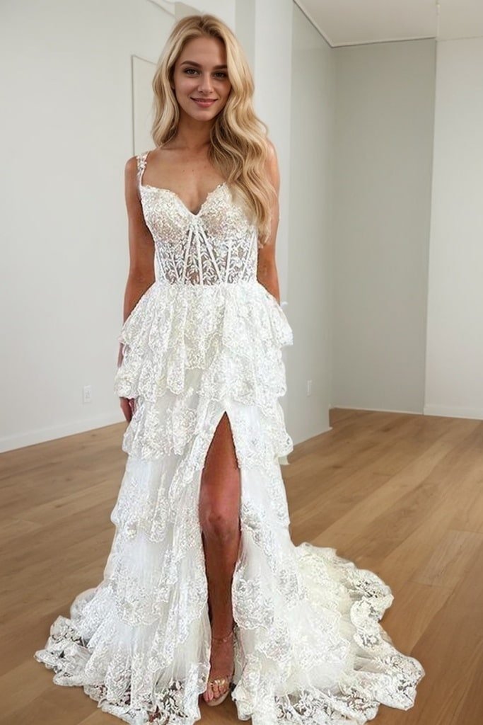 A-Line/Princess Tulle Lace Straps Sleeveless Court Train Prom Dresses